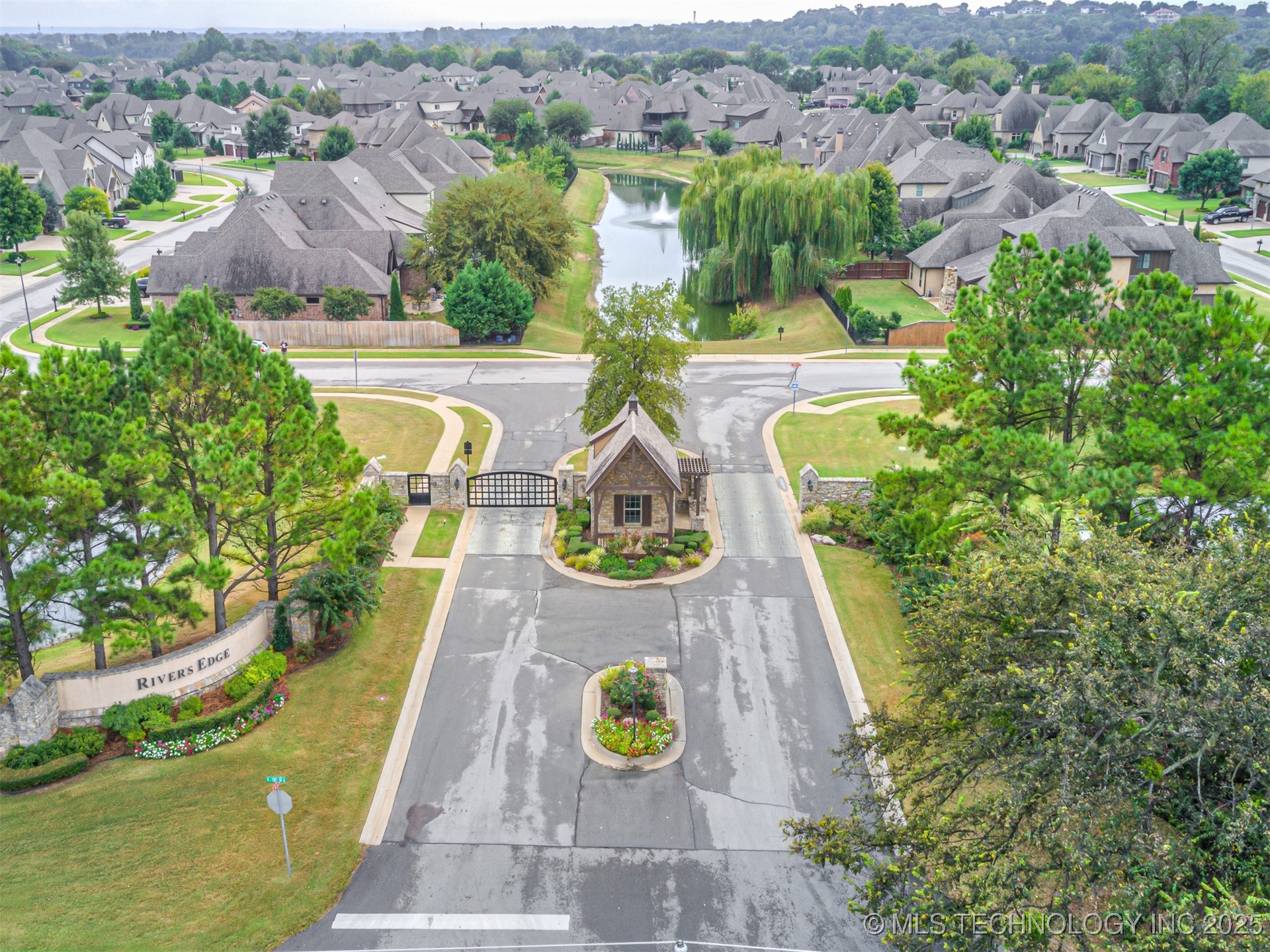 6517 E 134th Street S