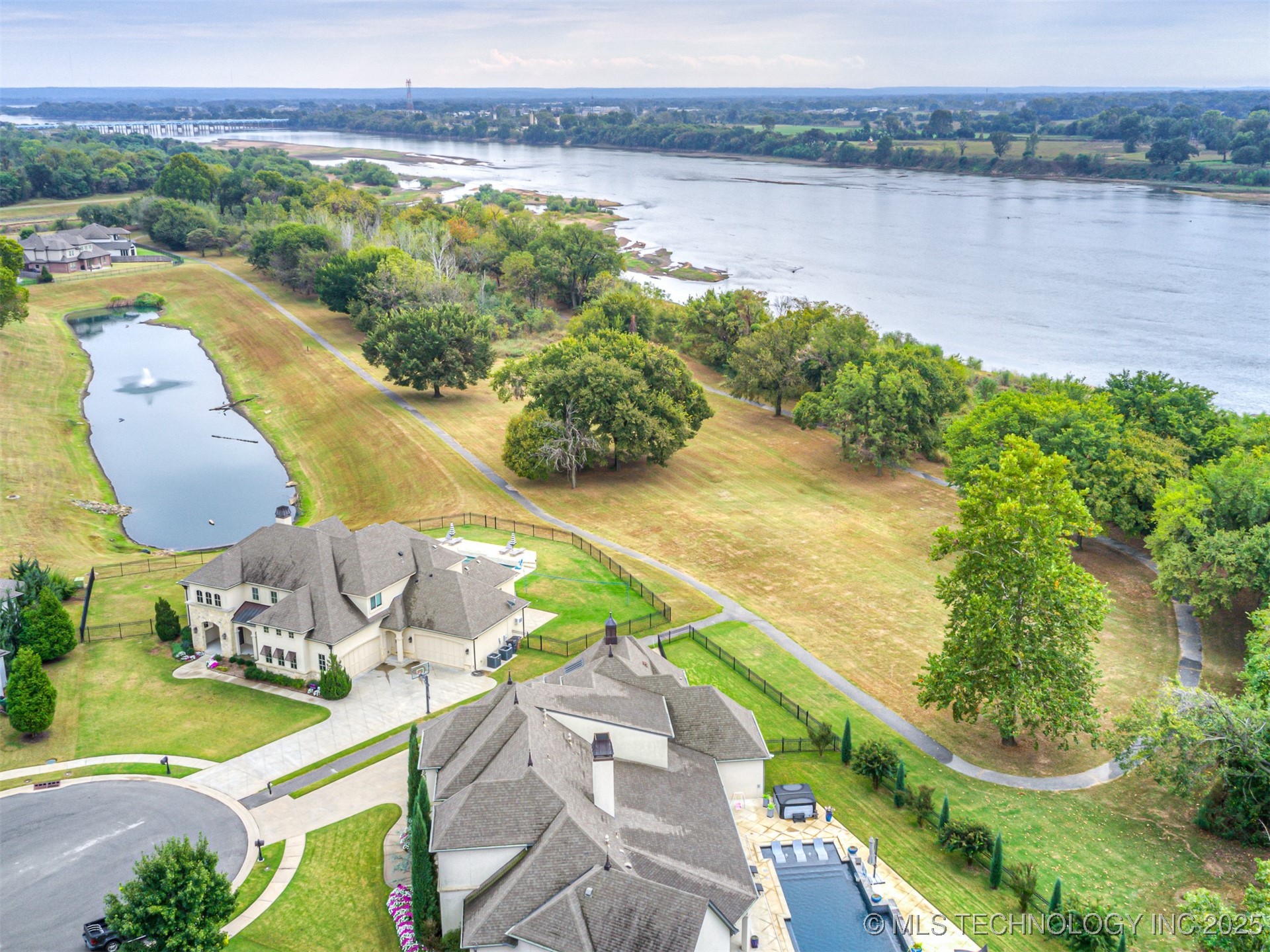 6517 E 134th Street S