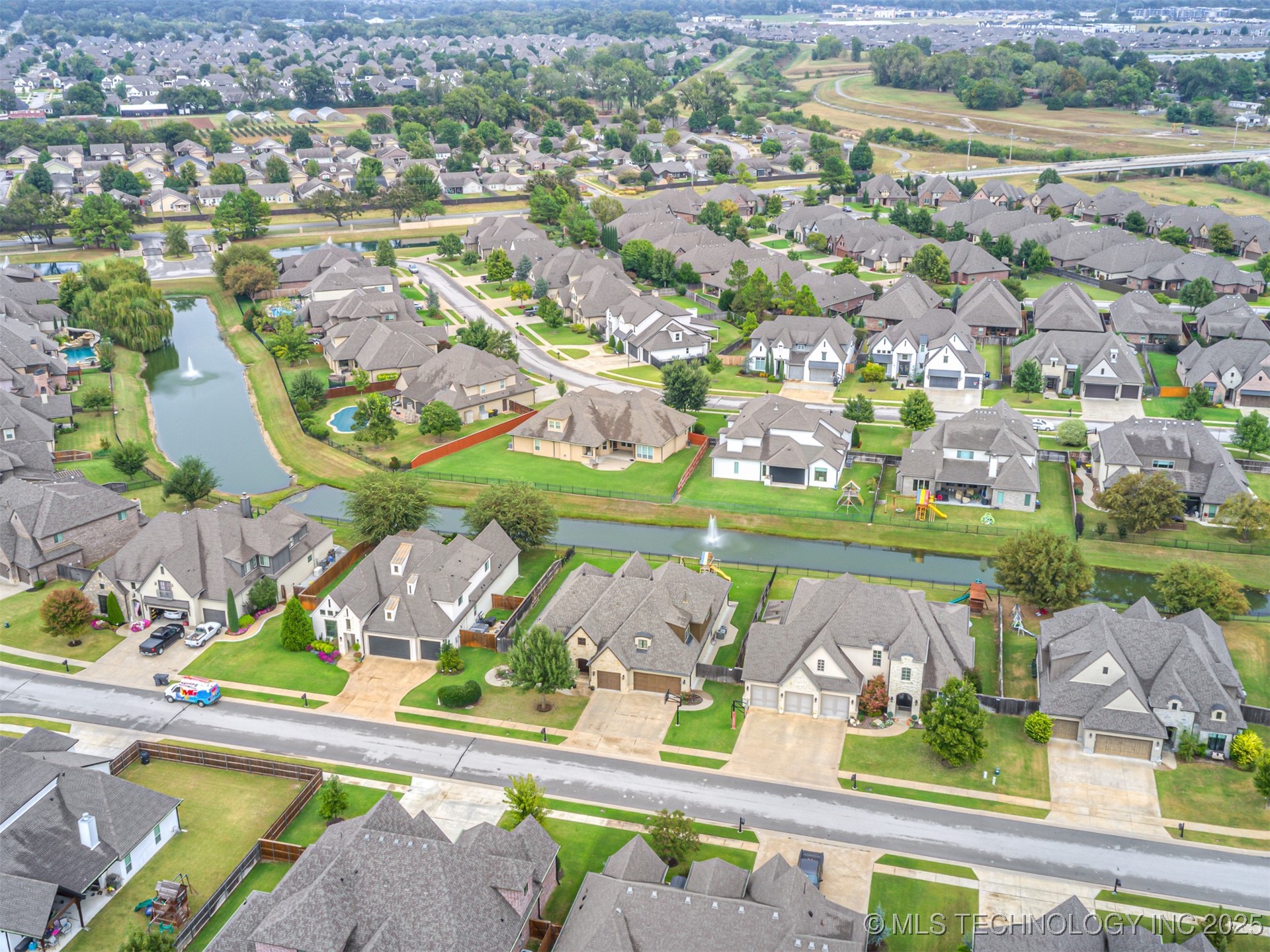 6517 E 134th Street S