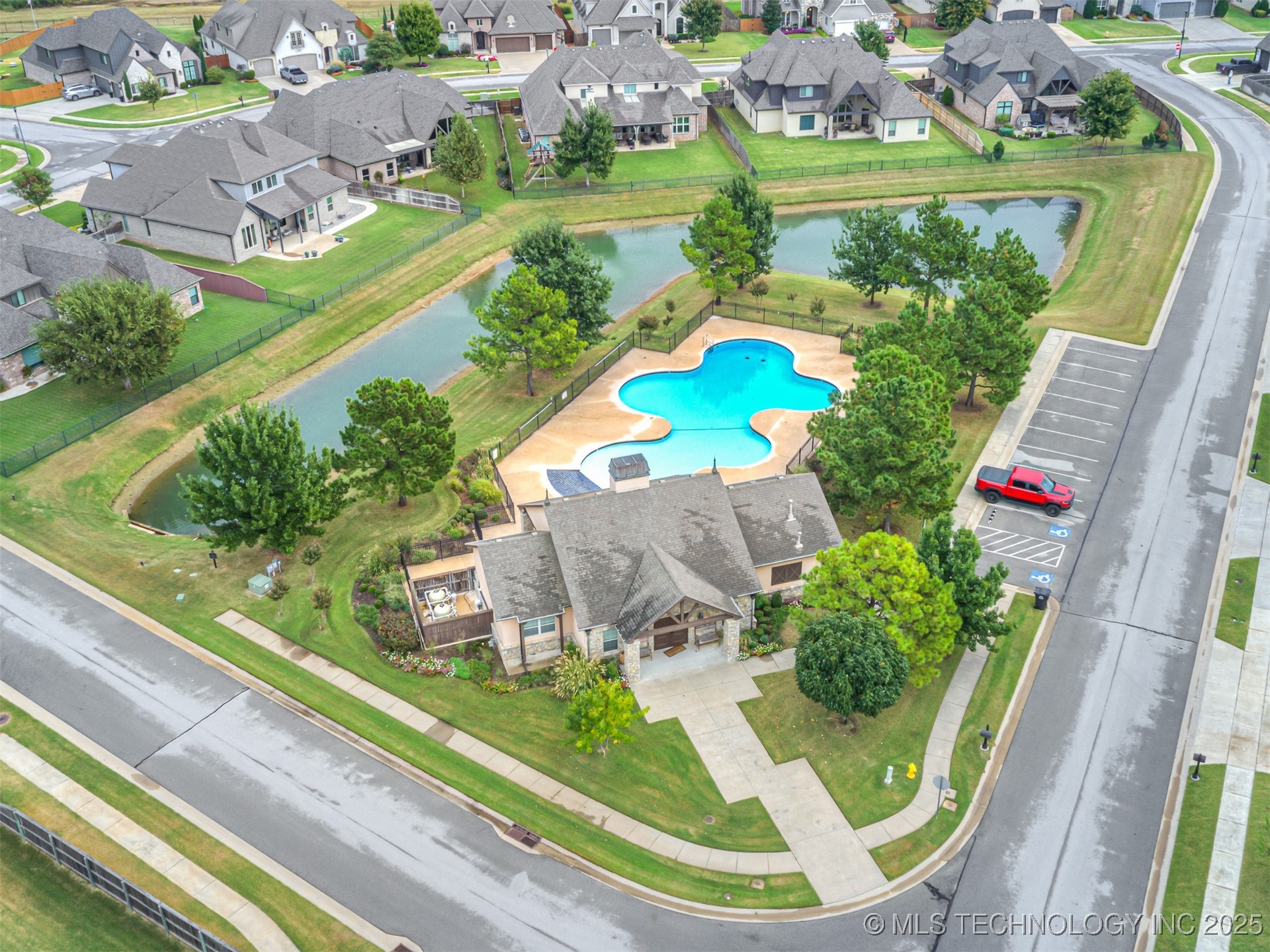 6517 E 134th Street S