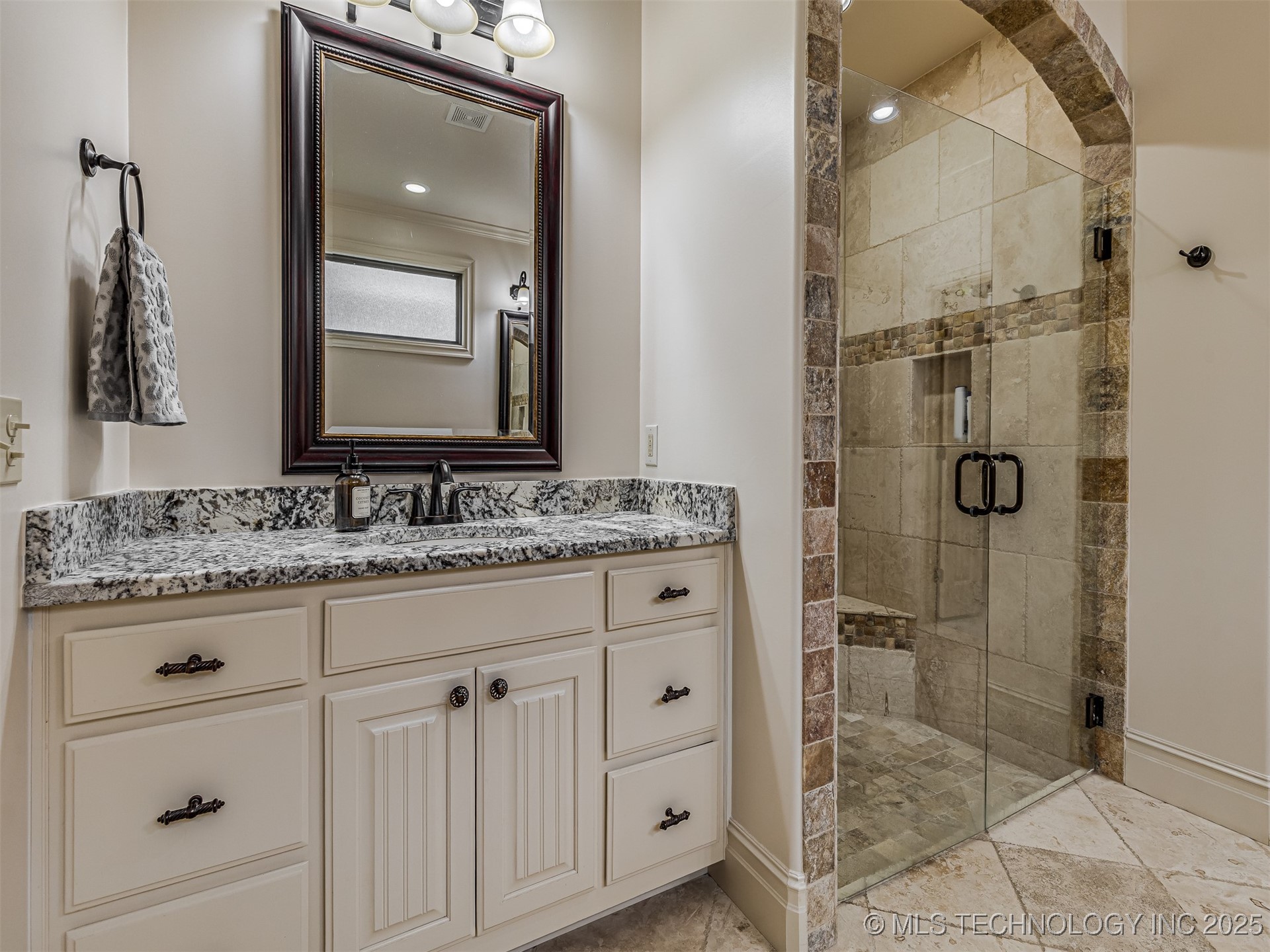 6517 E 134th Street S