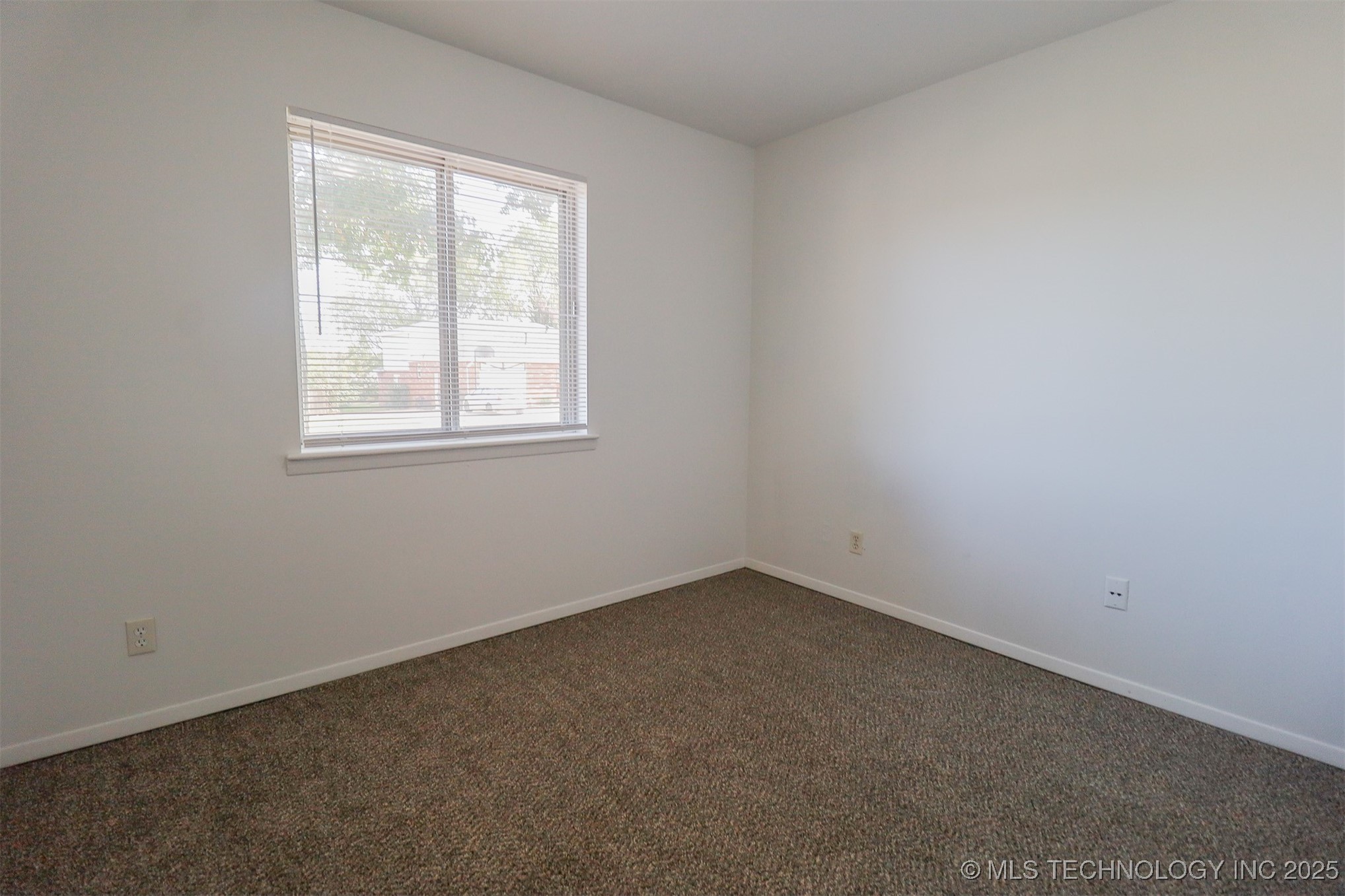 1119 N Kansas Avenue