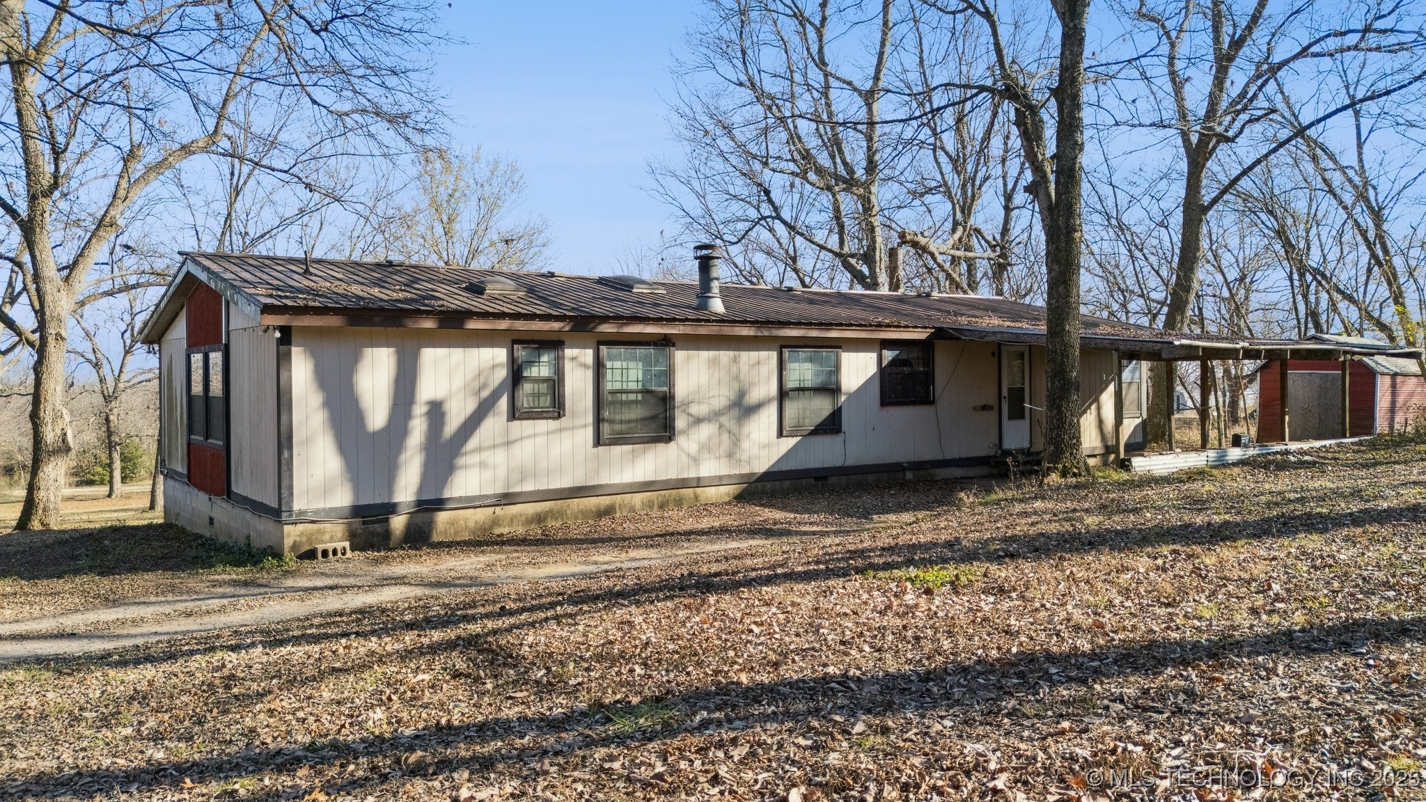 2124 S 427 Road