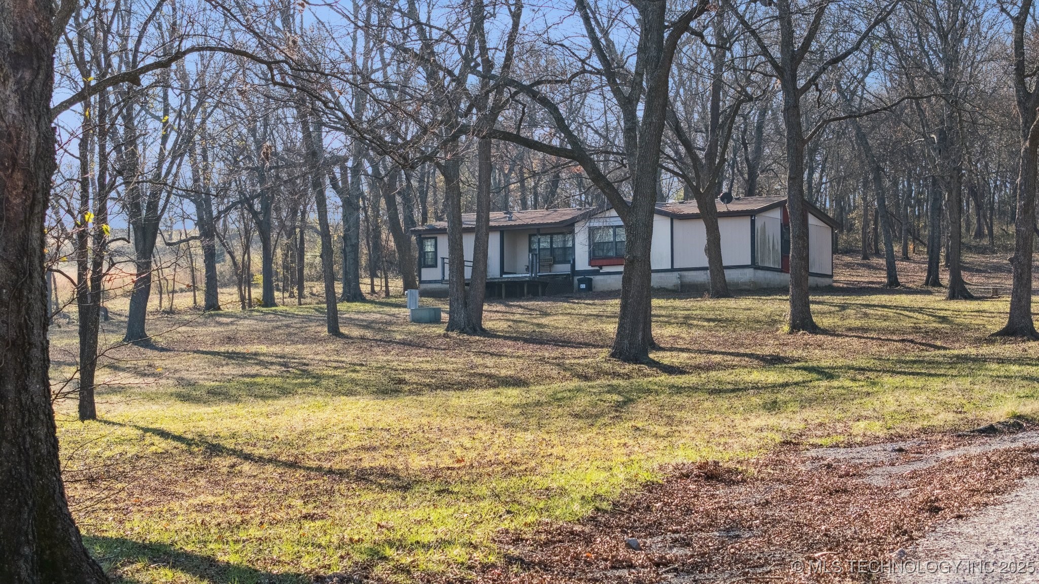 2124 S 427 Road