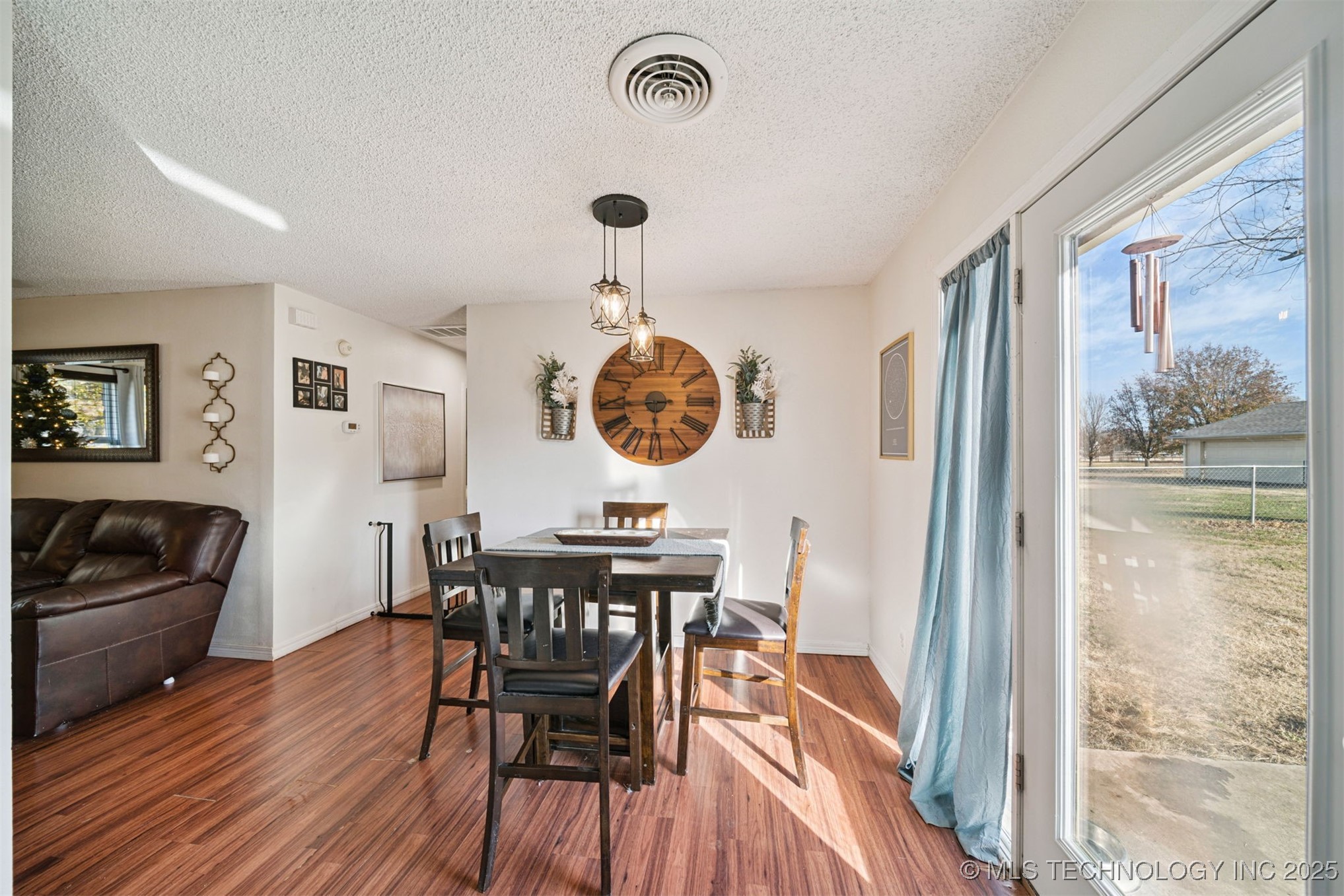 8611 N 163rd East Avenue