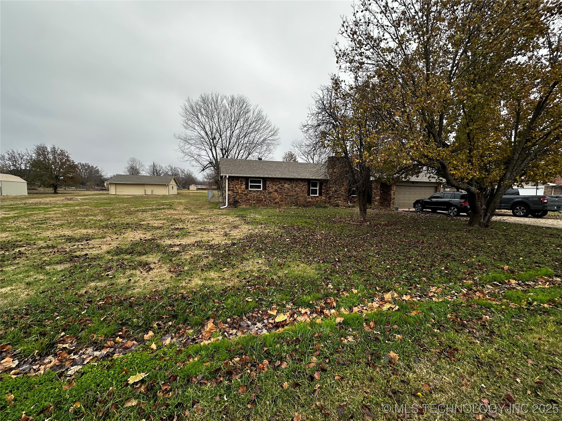 8611 N 163rd East Avenue