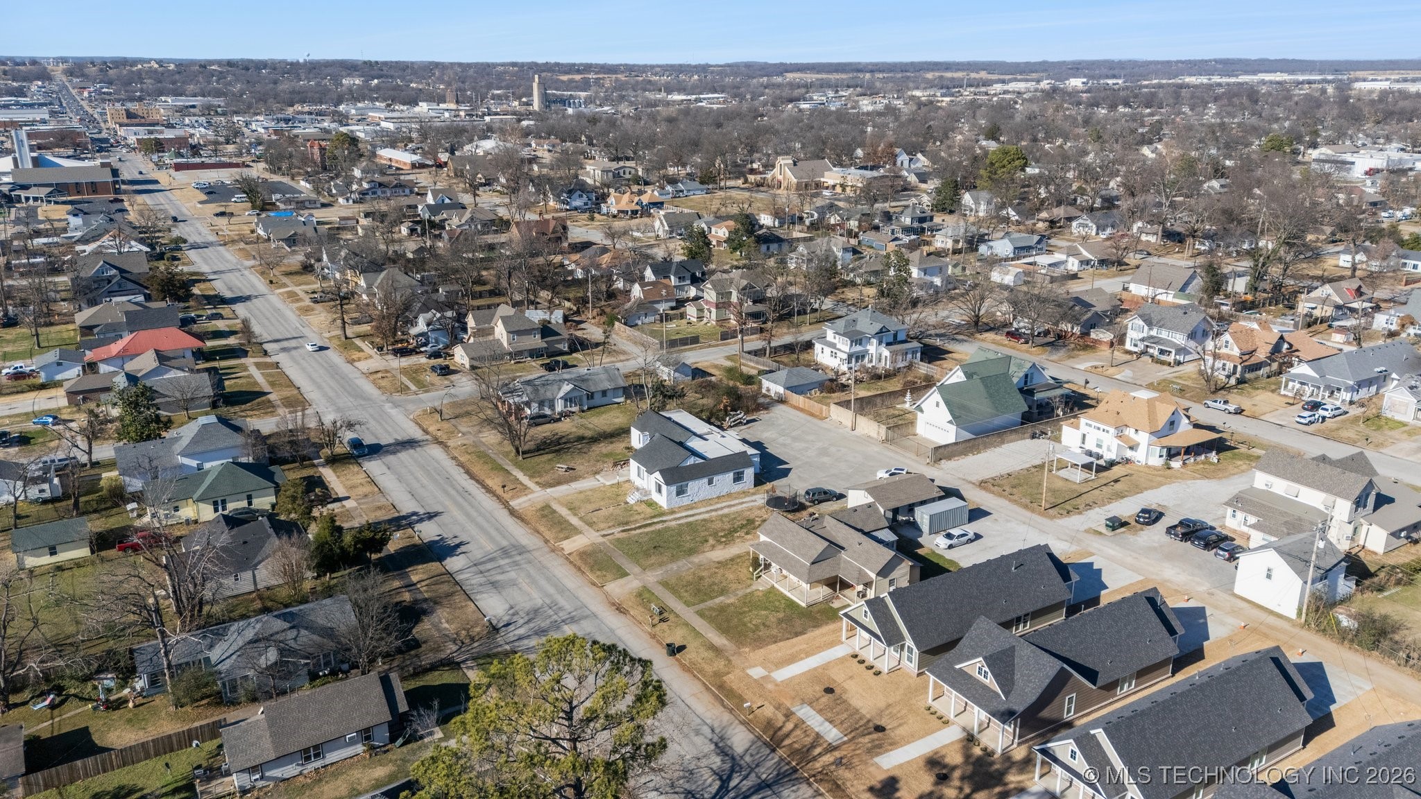 426 E Will Rogers Boulevard