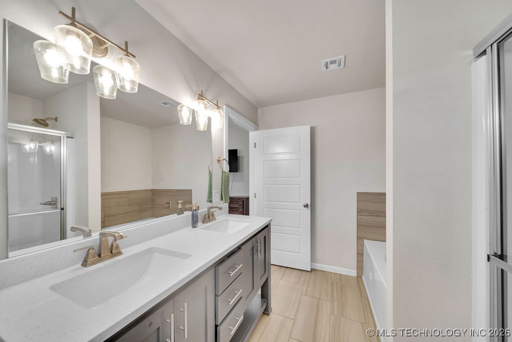 14736 S Maplewood Place