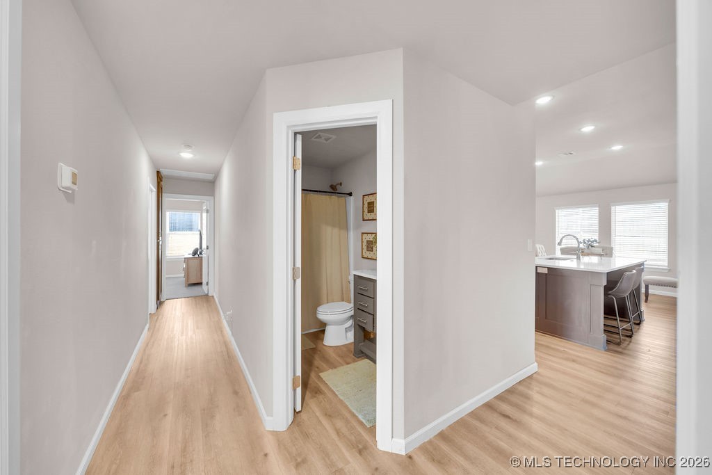 14736 S Maplewood Place