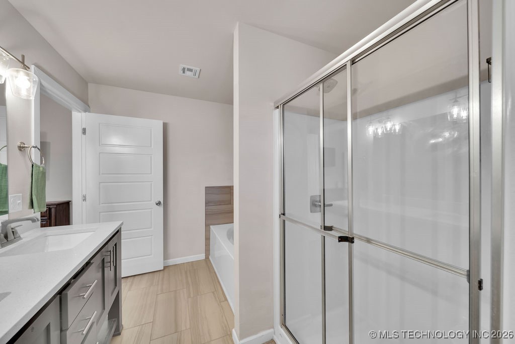 14736 S Maplewood Place