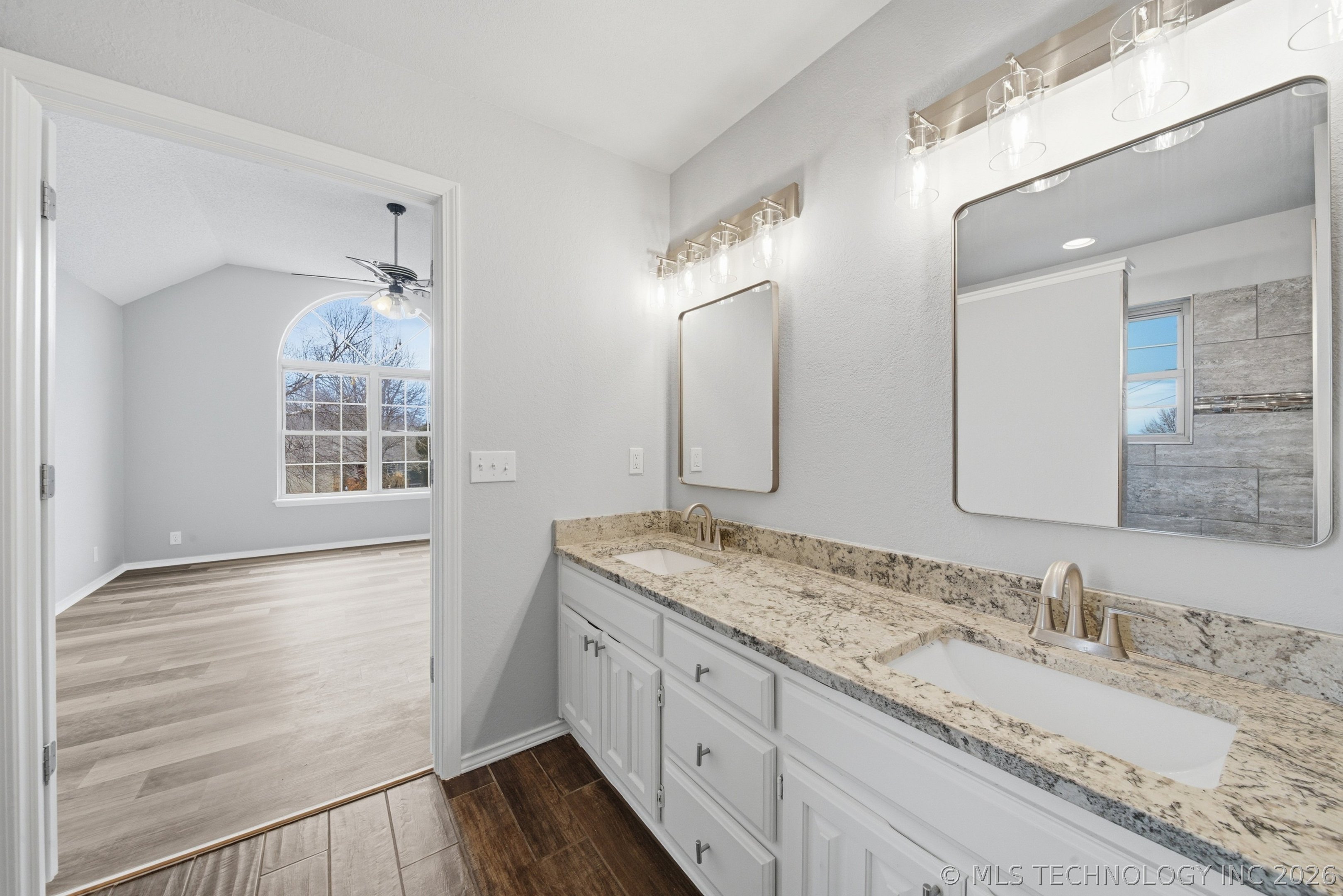 9519 S 96th East Avenue