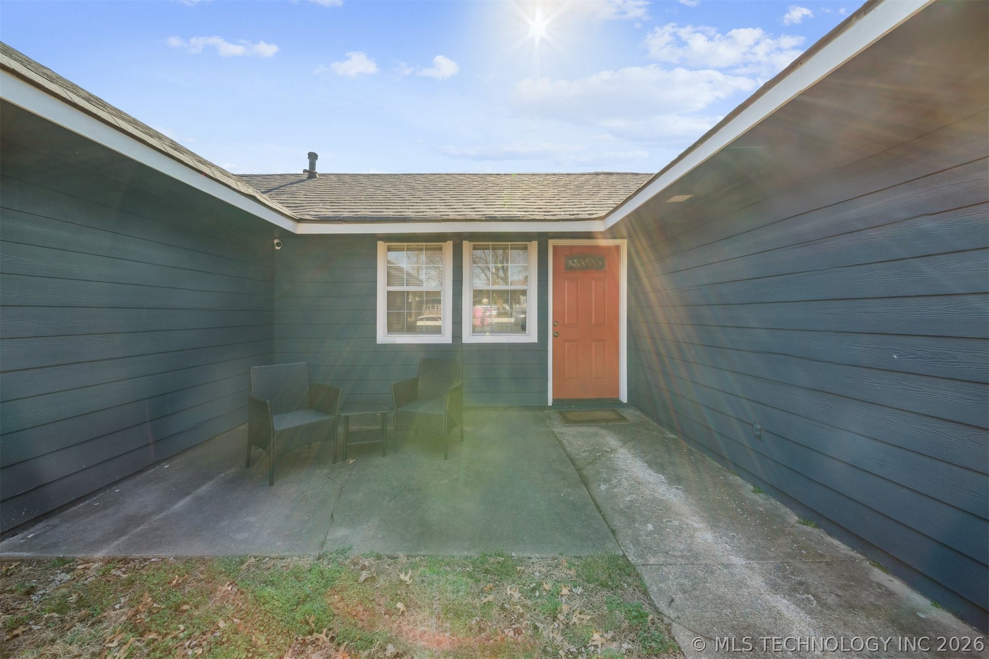 18550 E Admiral Boulevard