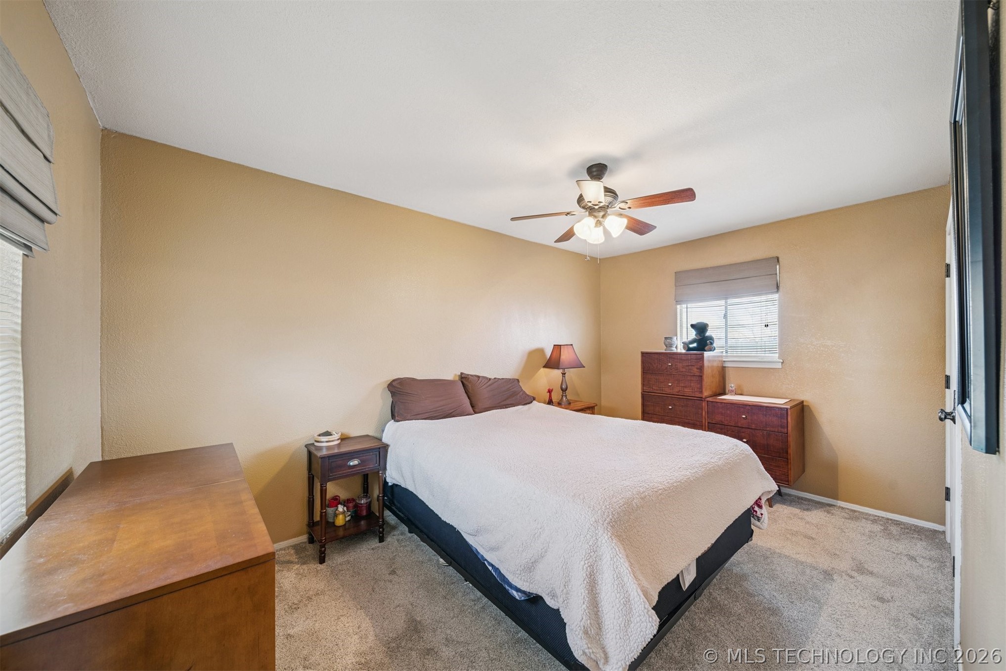 18550 E Admiral Boulevard