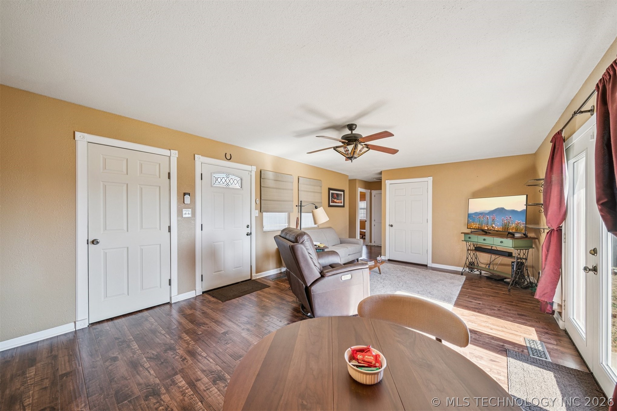 18550 E Admiral Boulevard