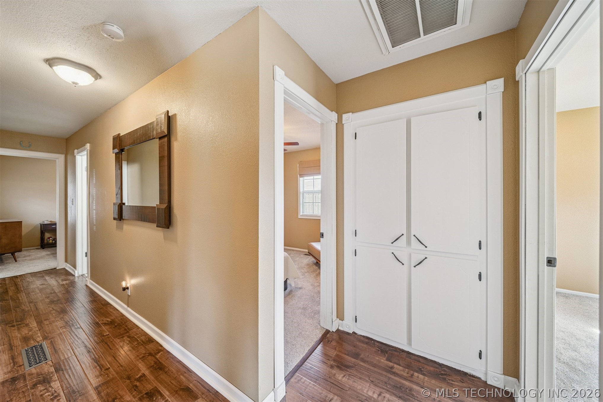 18550 E Admiral Boulevard