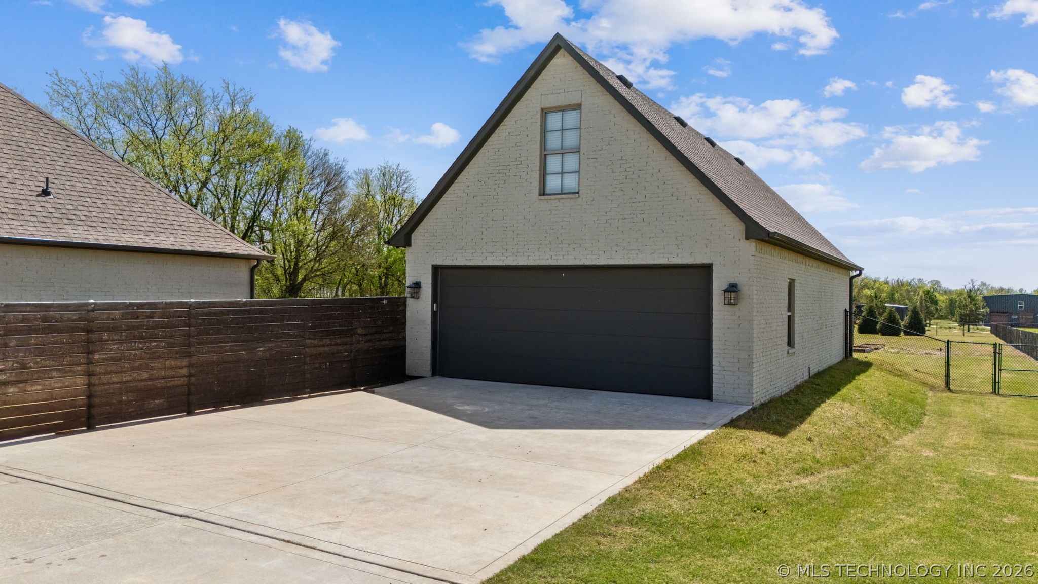 6690 E 525 Road