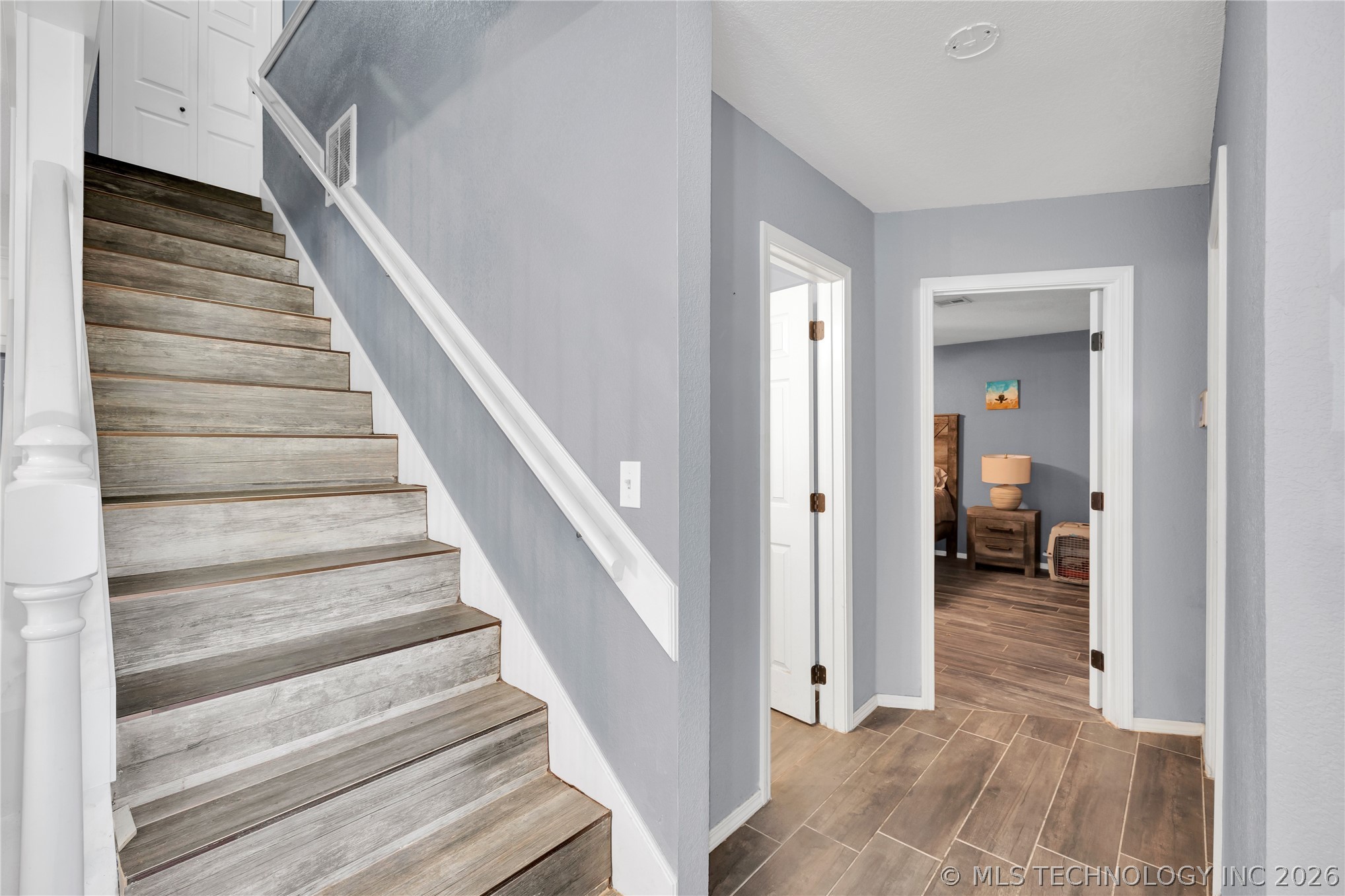 2212 W Memphis Place