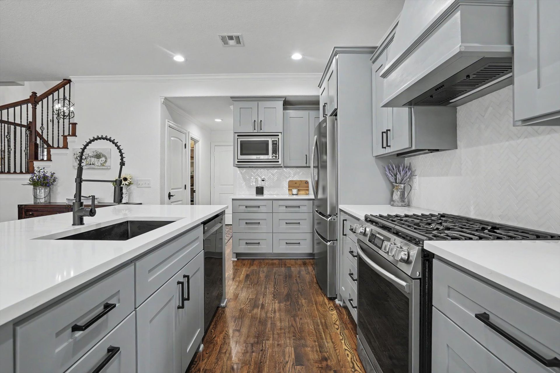 306 W 127th Place S