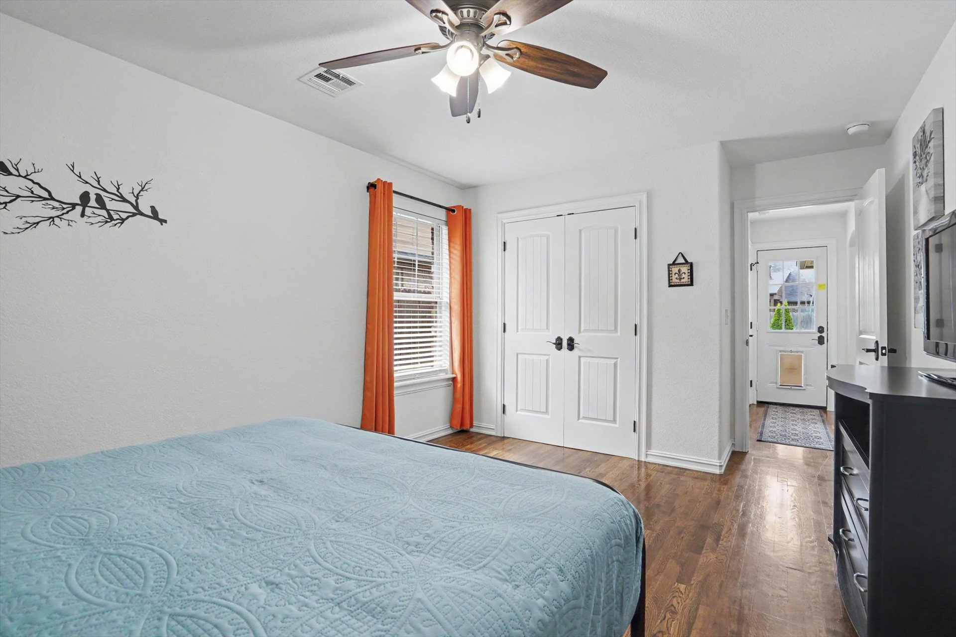 306 W 127th Place S