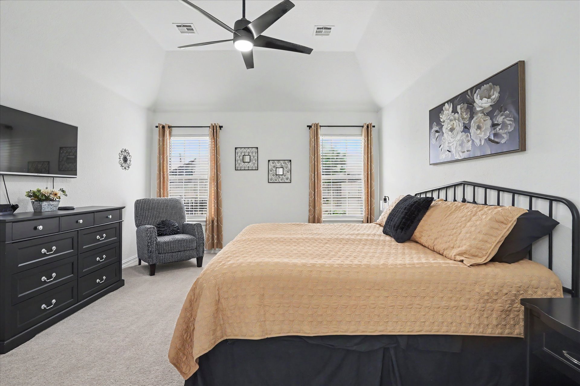 306 W 127th Place S