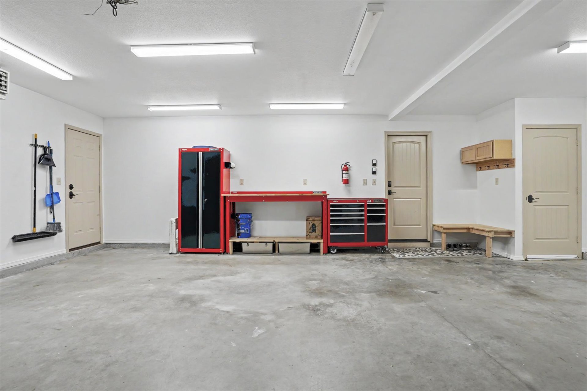 306 W 127th Place S