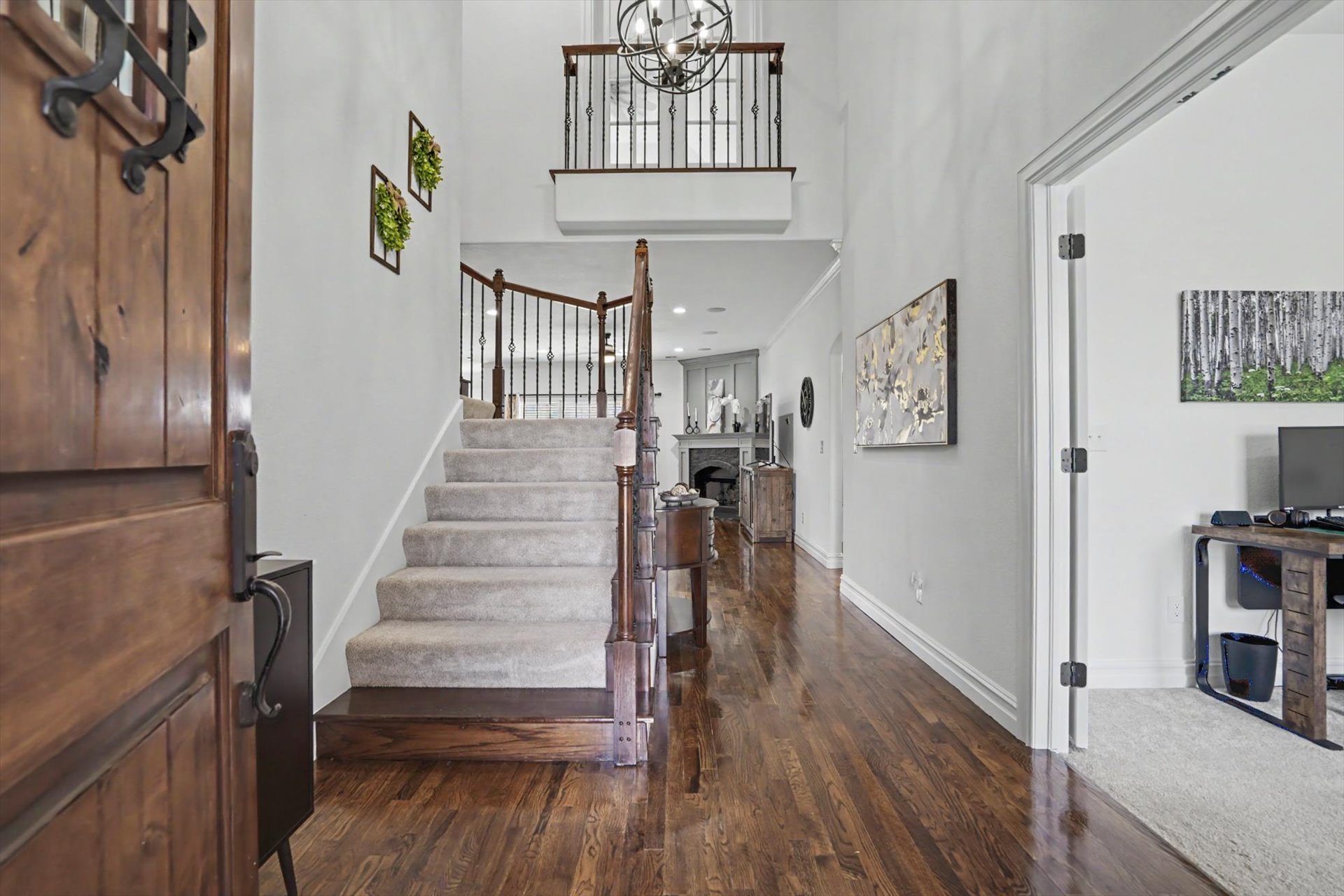 306 W 127th Place S