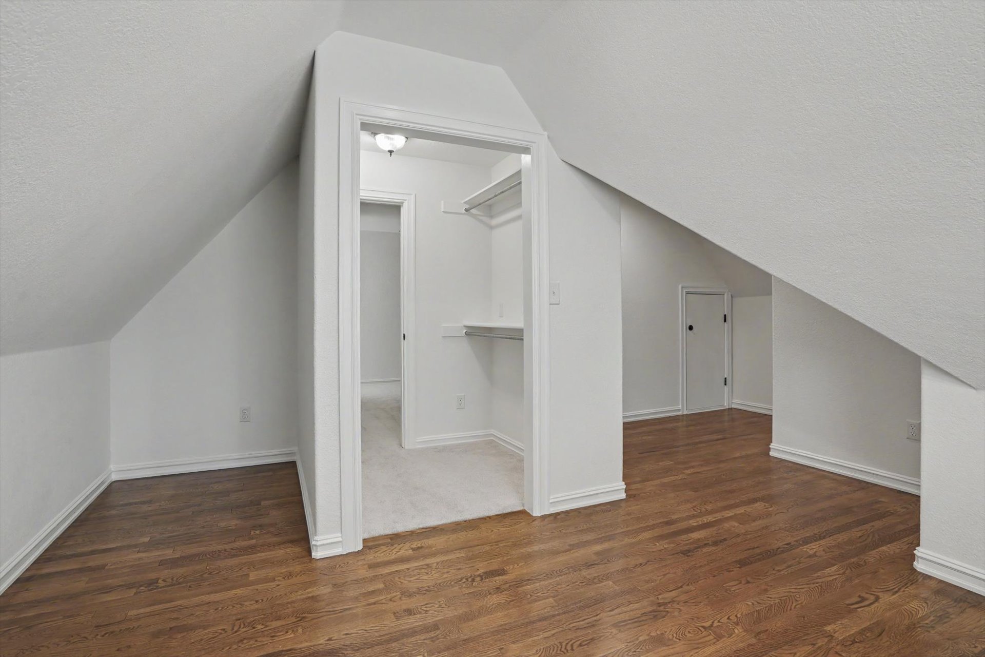 306 W 127th Place S