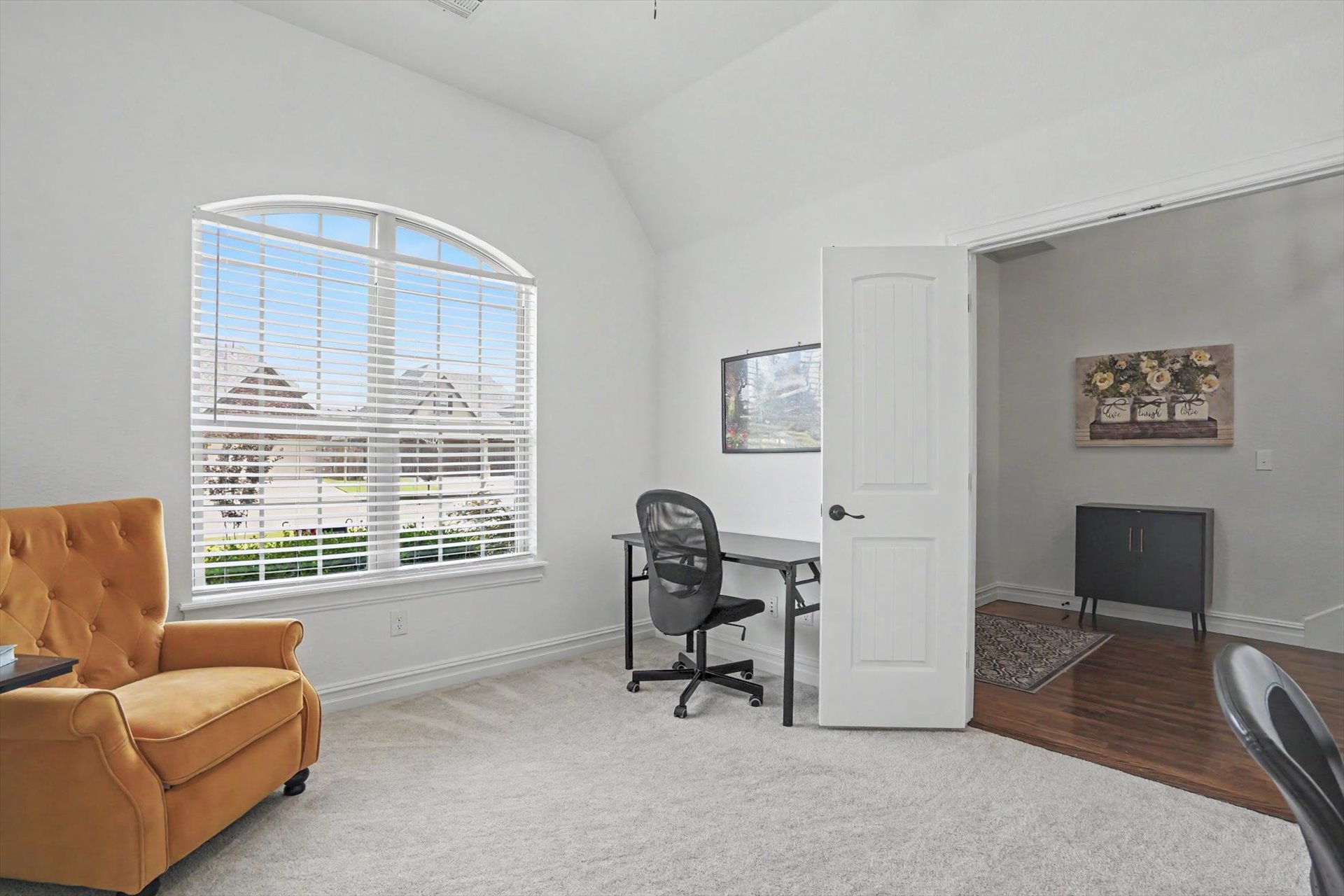 306 W 127th Place S