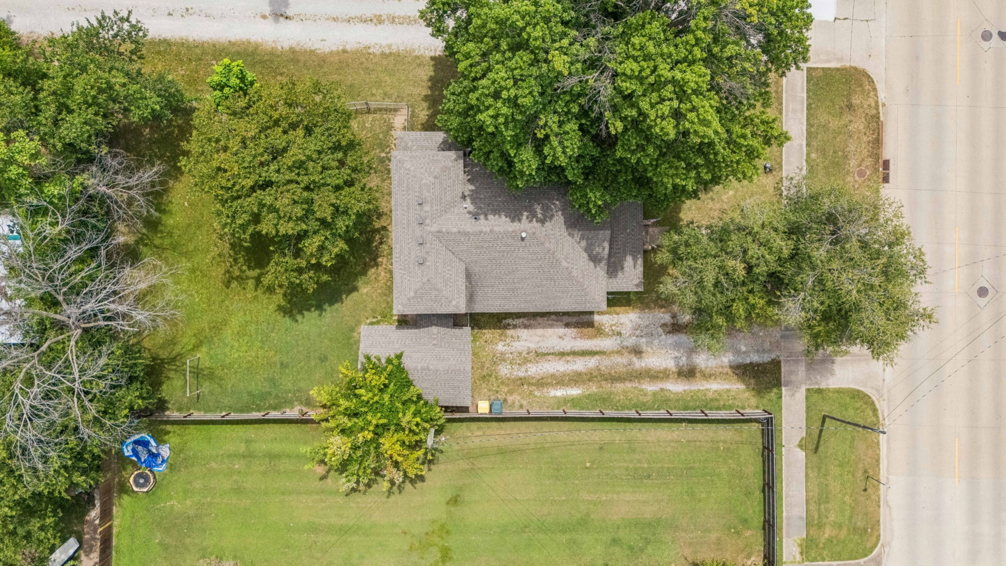 712 N Seminole Avenue