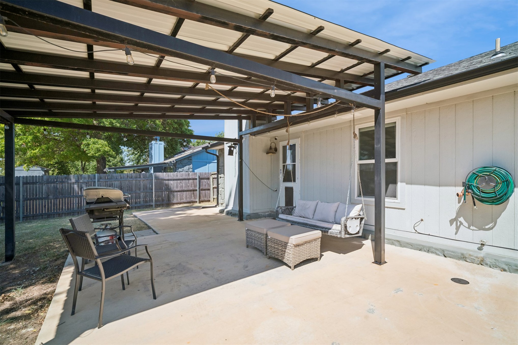 3608 S Sycamore Avenue