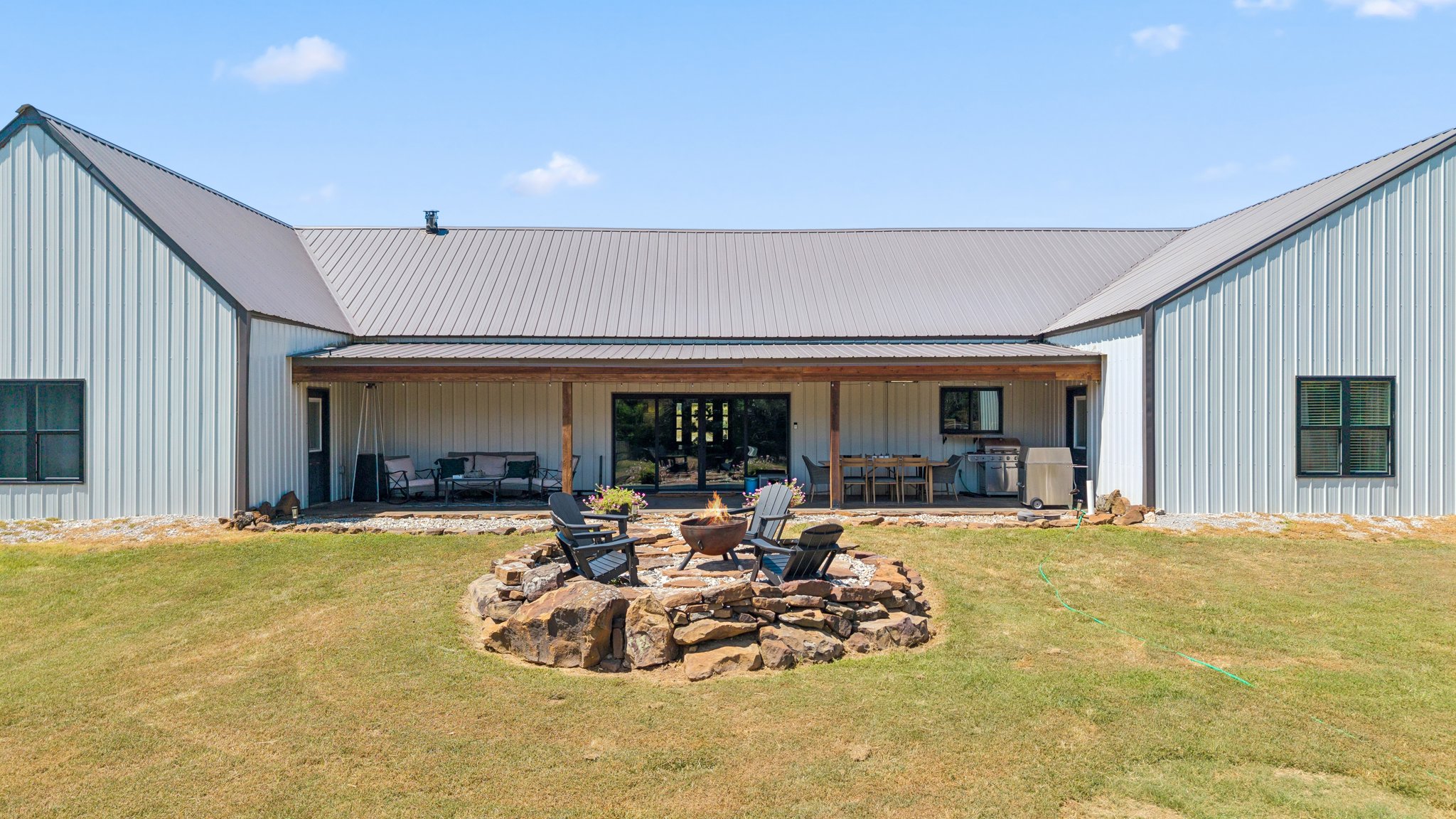 5086 N 427 Road