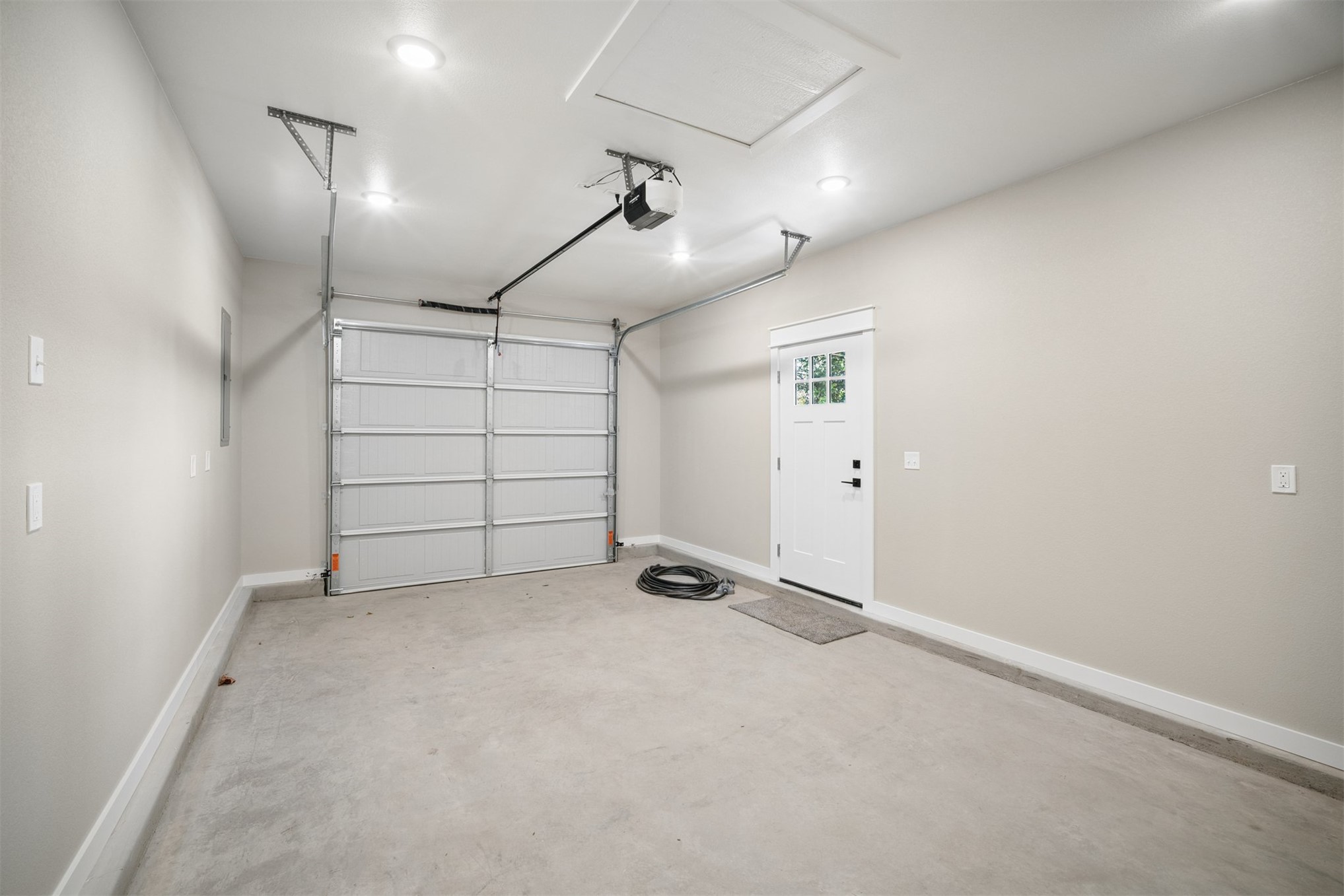 424 E 4th Street