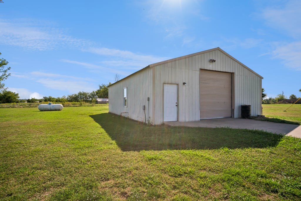 9755 S 4096 Road