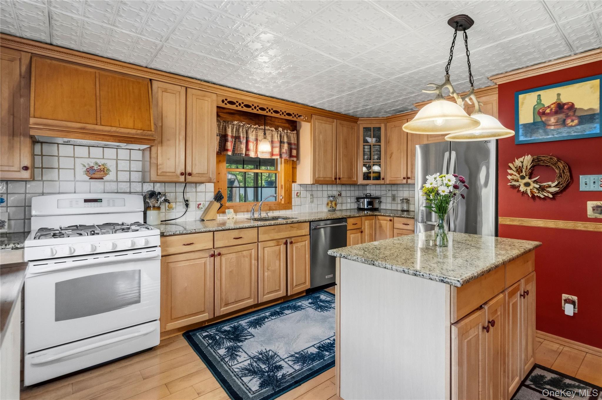 355 Woodland Avenue