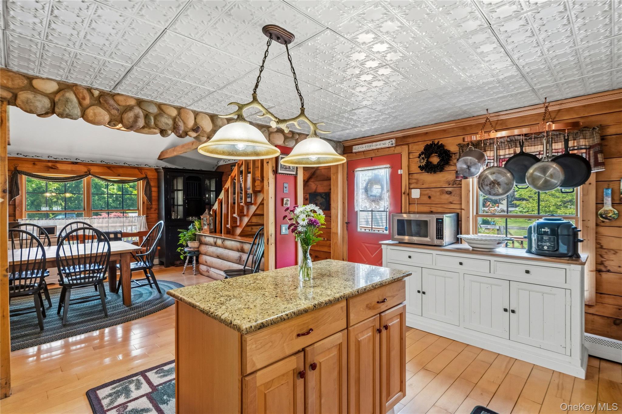 355 Woodland Avenue