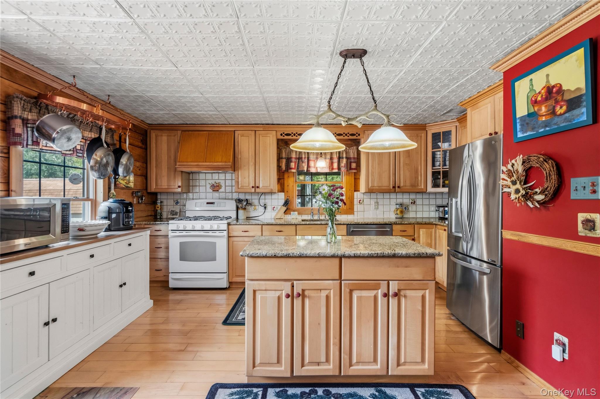 355 Woodland Avenue