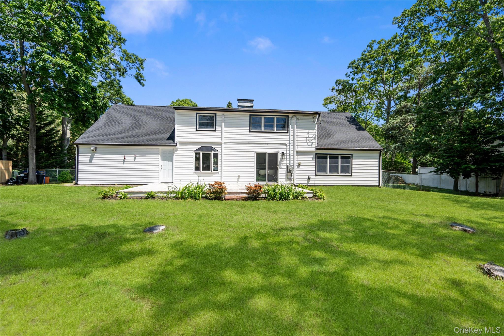 26 Halfcircle Drive