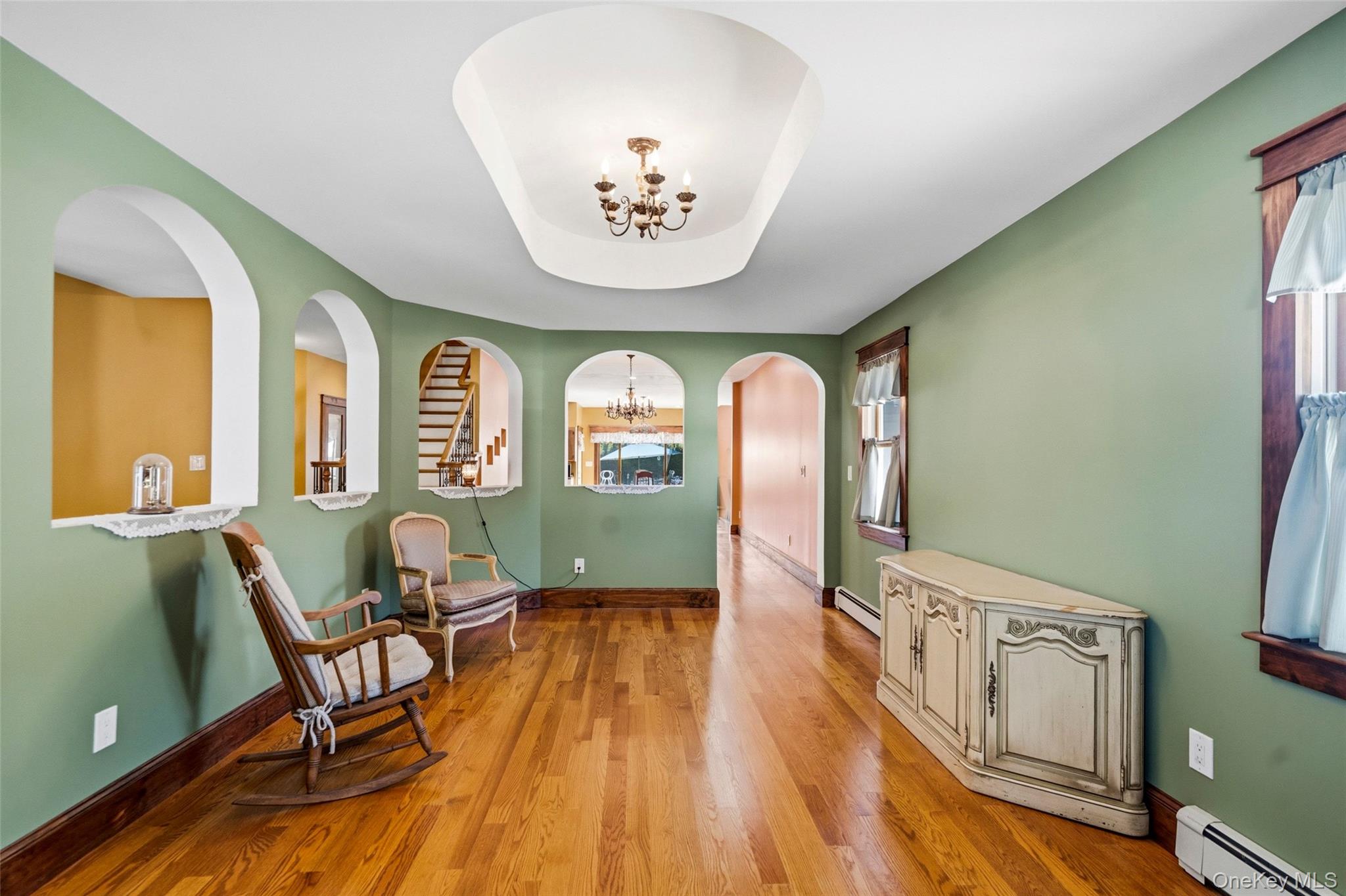2185 Sycamore Avenue