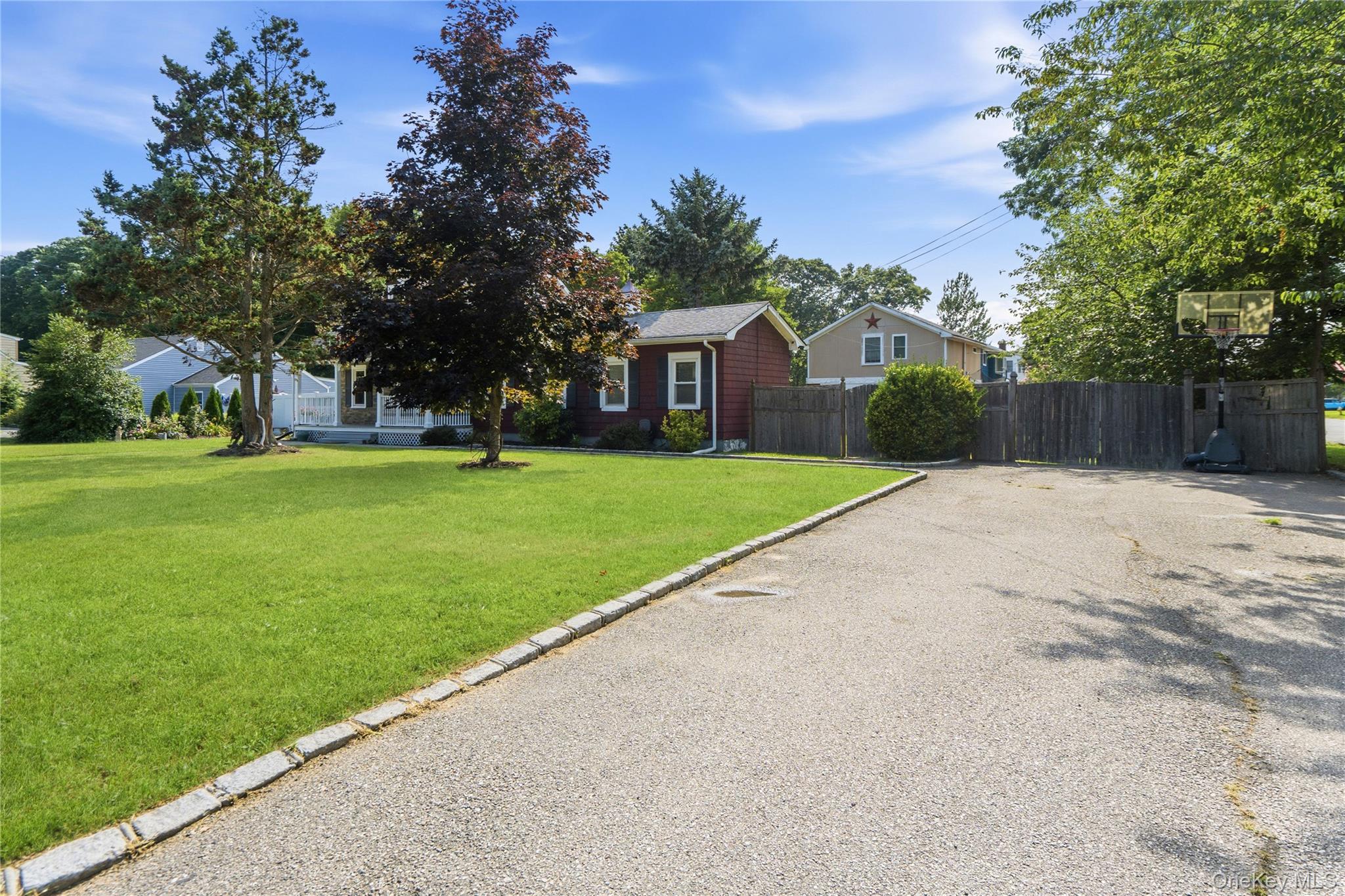 278 Ferndale Boulevard
