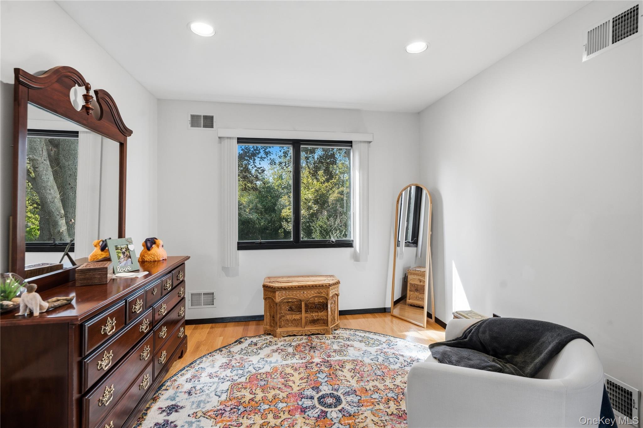 5 Lansing Lane