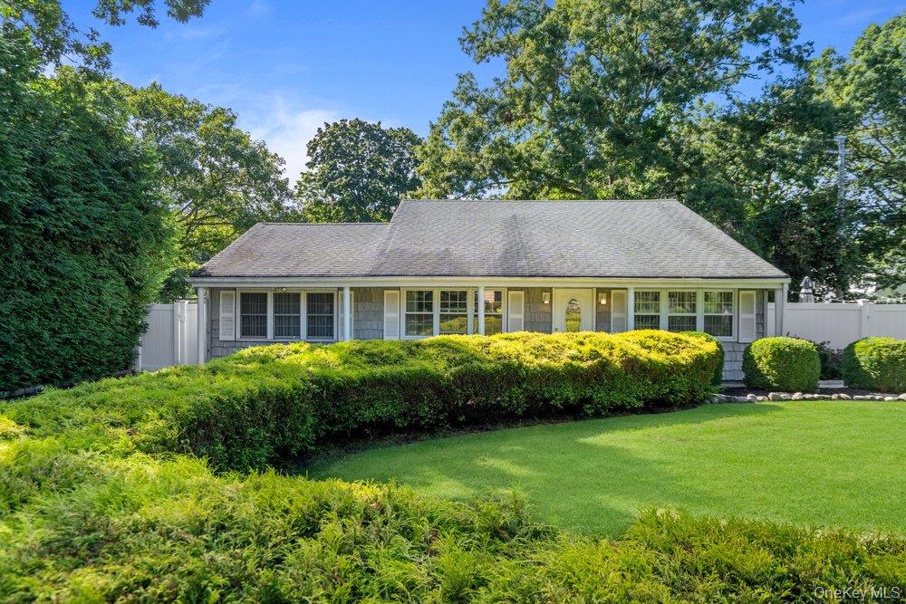 22 Half Moon Pond Road