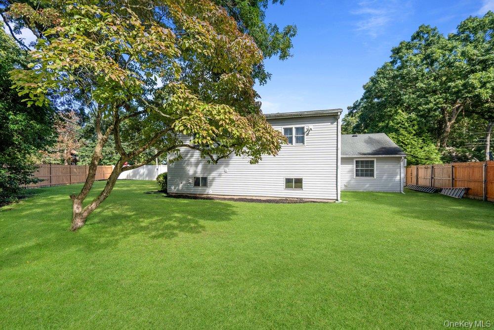 22 Half Moon Pond Road