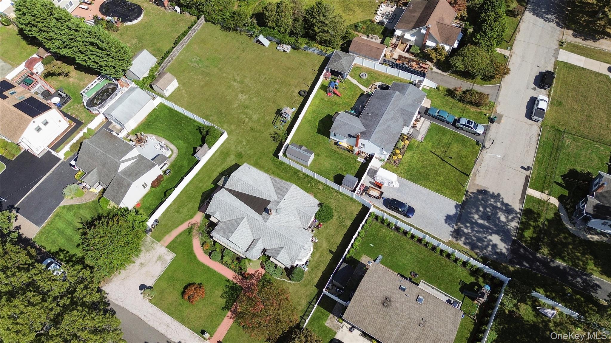 87 Whitman Avenue