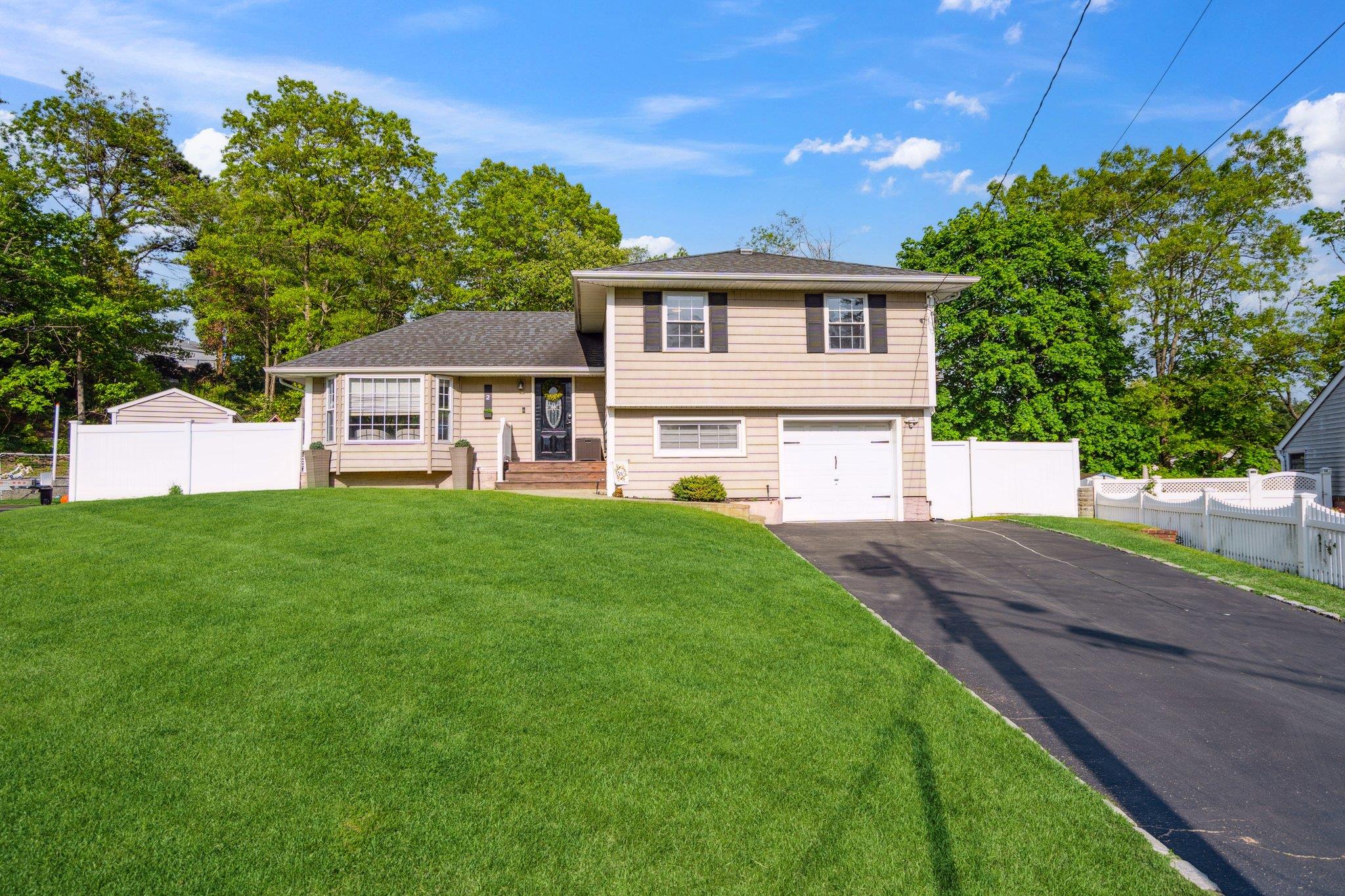 2 Cornell Court N