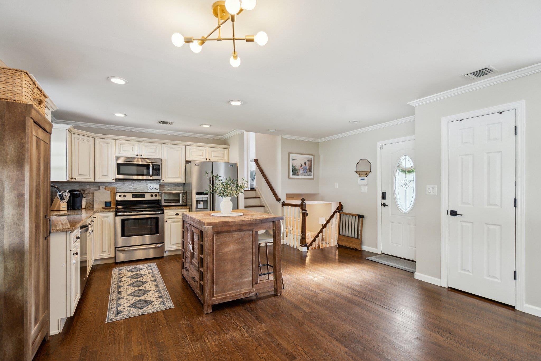 2 Cornell Court N