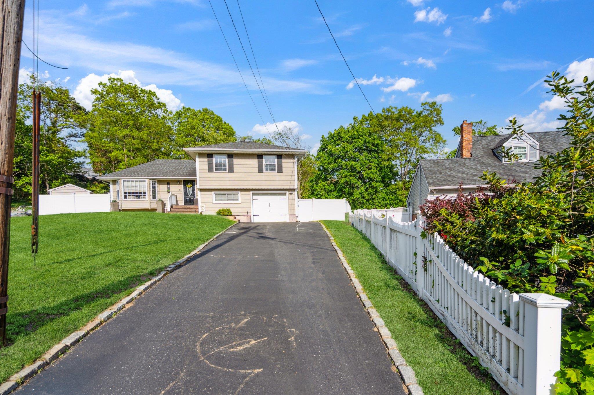 2 Cornell Court N