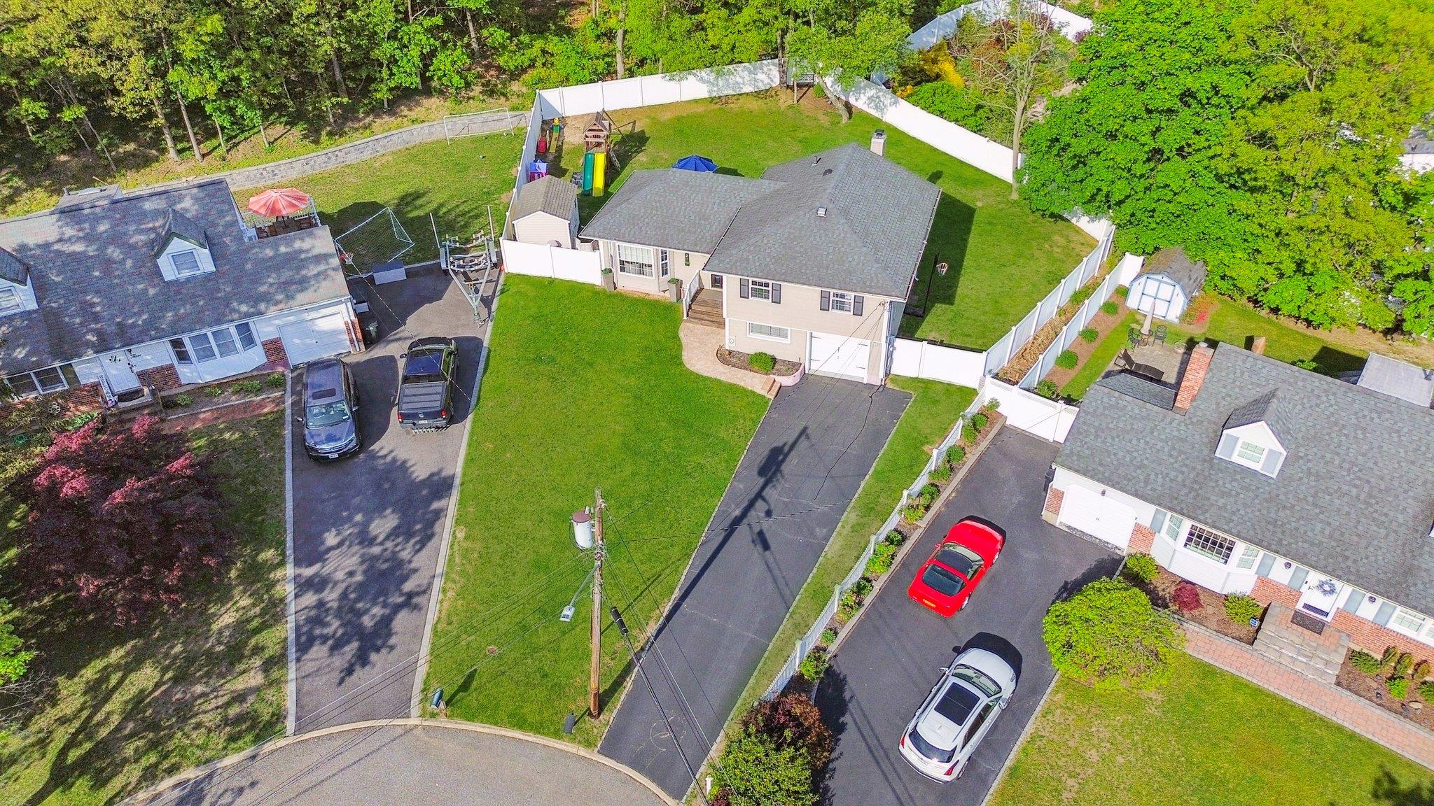 2 Cornell Court N