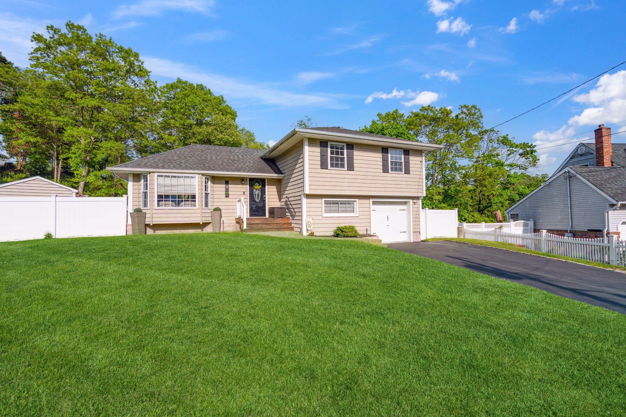 2 Cornell Court N