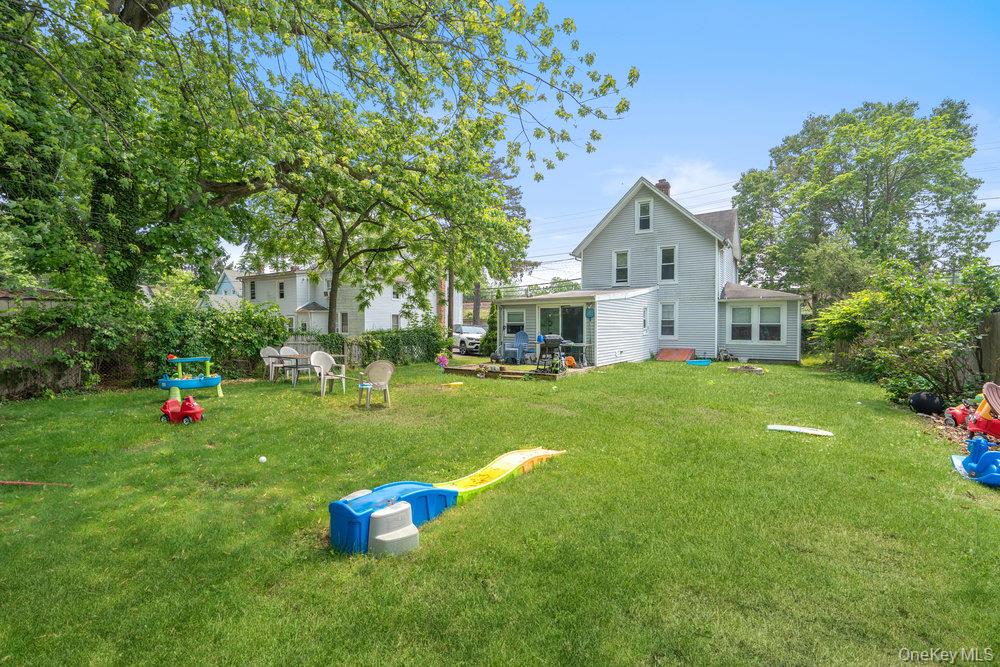 227 N Railroad Avenue