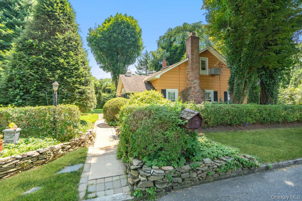 6 Valentine Avenue